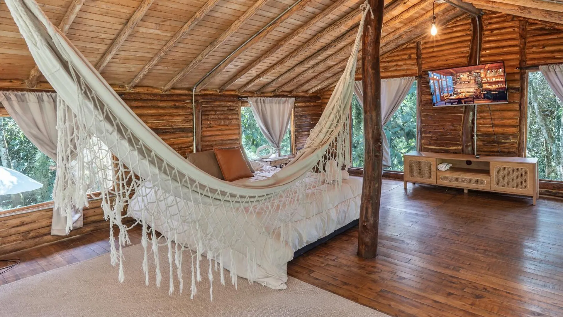 Cabanas Casa Monte En Santa Elena Medellín Kamp alanı