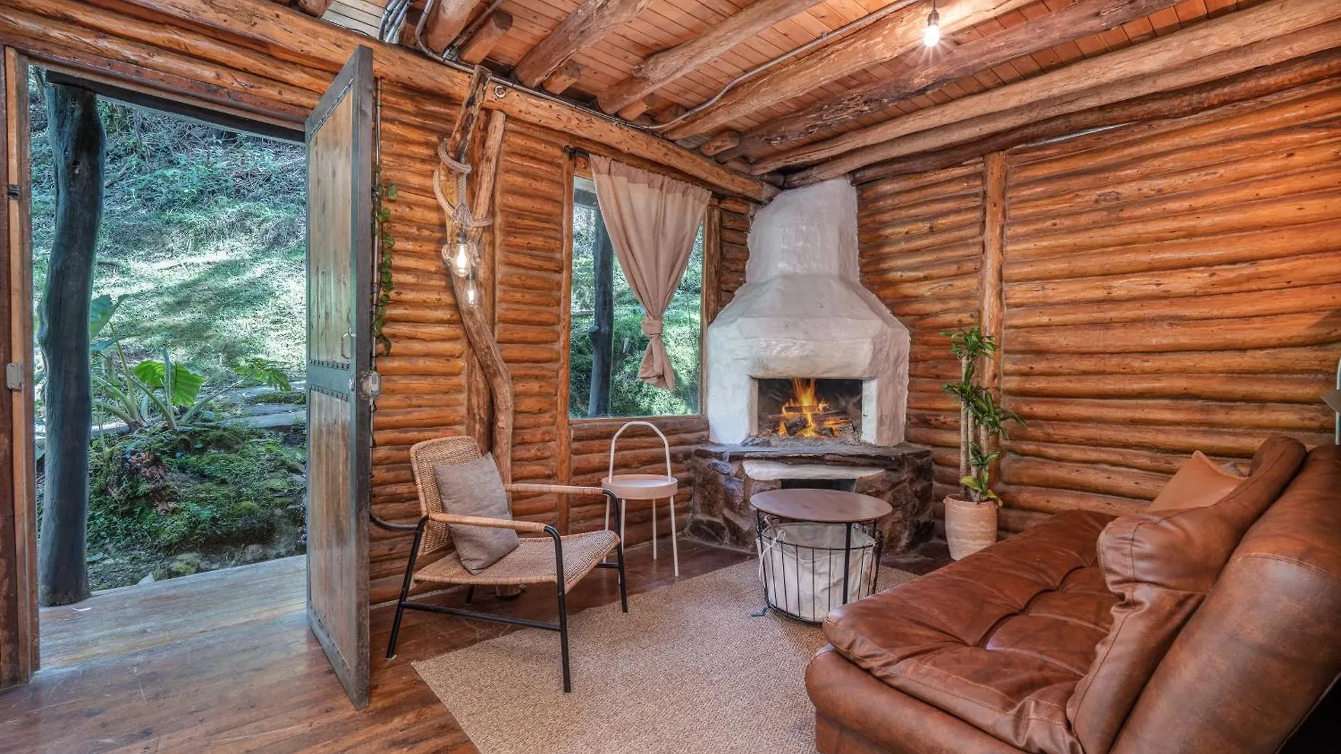 Cabanas Casa Monte En Santa Elena Medellín Kamp alanı